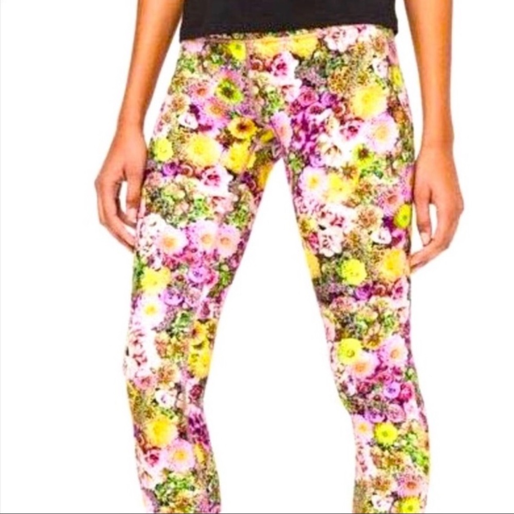 Lululemon Wunder Under High-Rise Tight Inflorescent Multi Floral Size 6 leggings - Picture 2 of 6